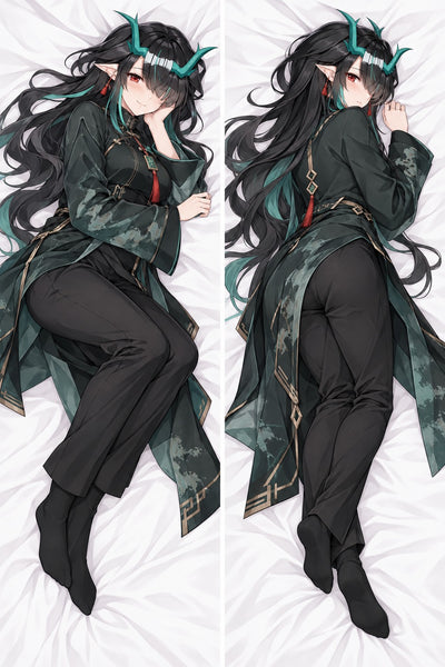 Almohada de Dusk con abrigo de pintora