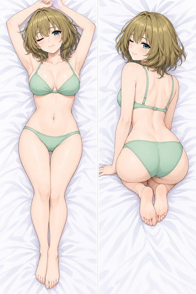 Almohada Kaede Takagaki con bikini menta