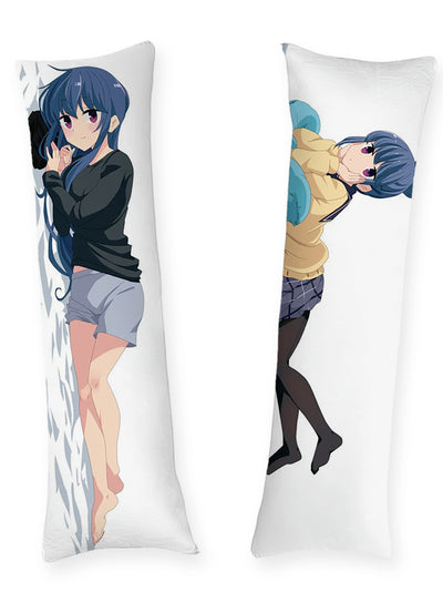 Almohada Rin Shima con Suéter y Falda