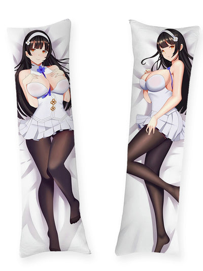Almohada Type 95 con vestido blanco