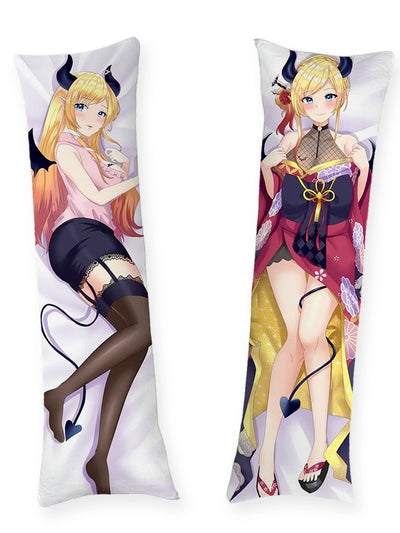 Almohada de Yuzuki Choco con blusa de oficina y kimono